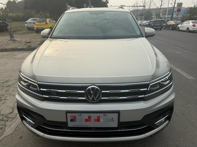Volkswagen Tiguan L