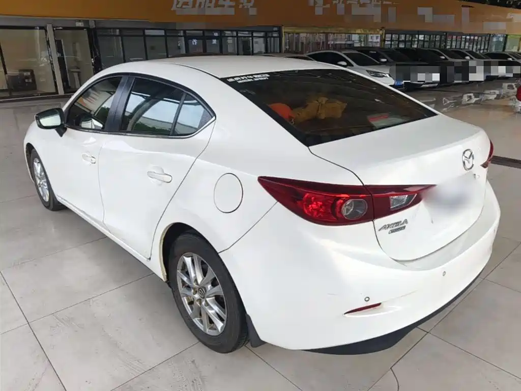 Mazda 3 Axela