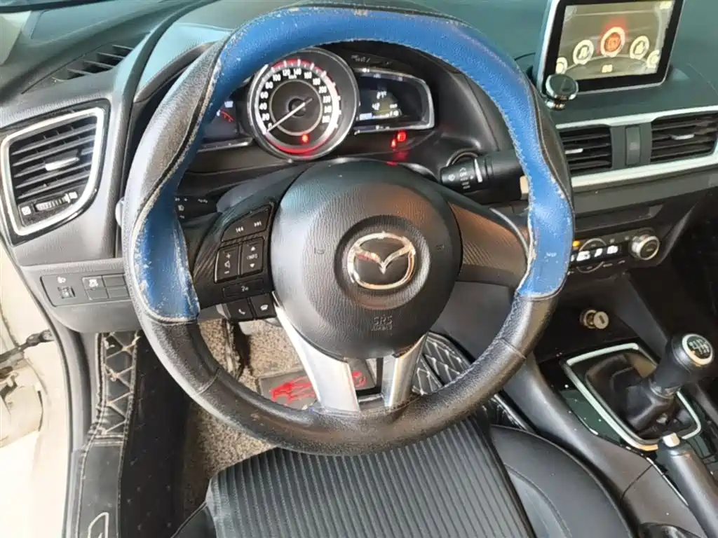 Mazda 3 Axela