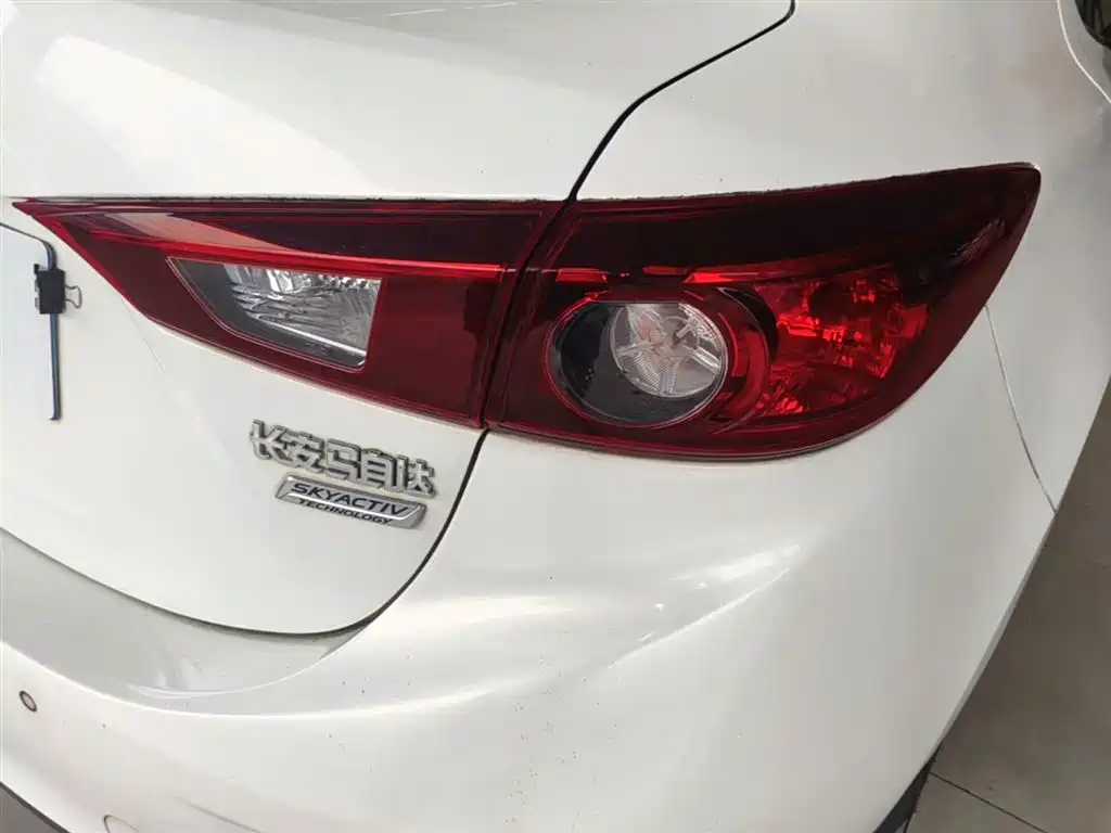Mazda 3 Axela