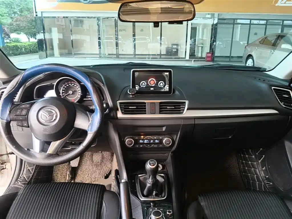 Mazda 3 Axela