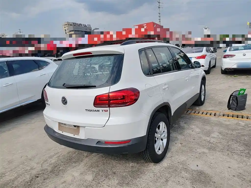 Volkswagen Tiguan