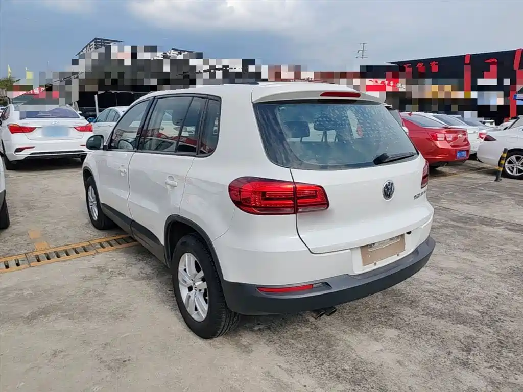 Volkswagen Tiguan