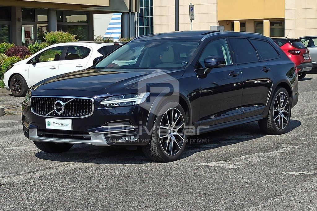 Volvo V90 Cross Country