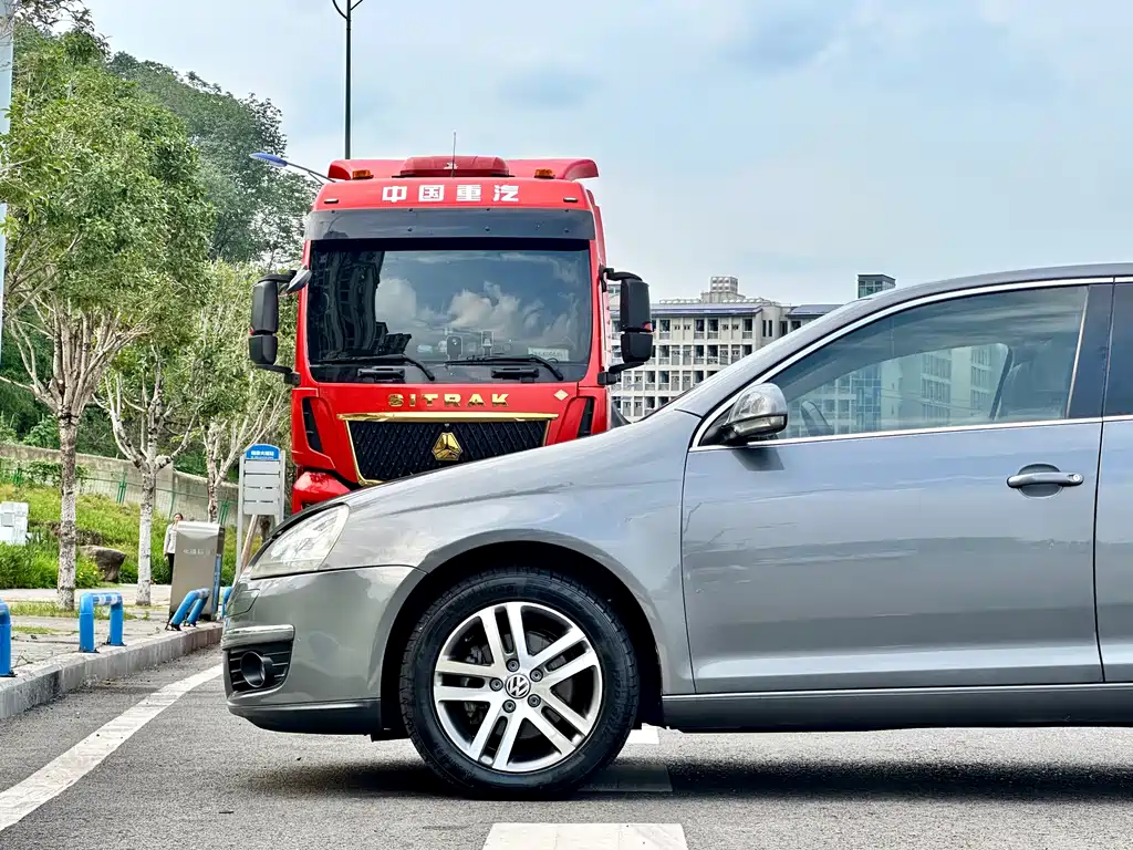 Volkswagen Sagitar