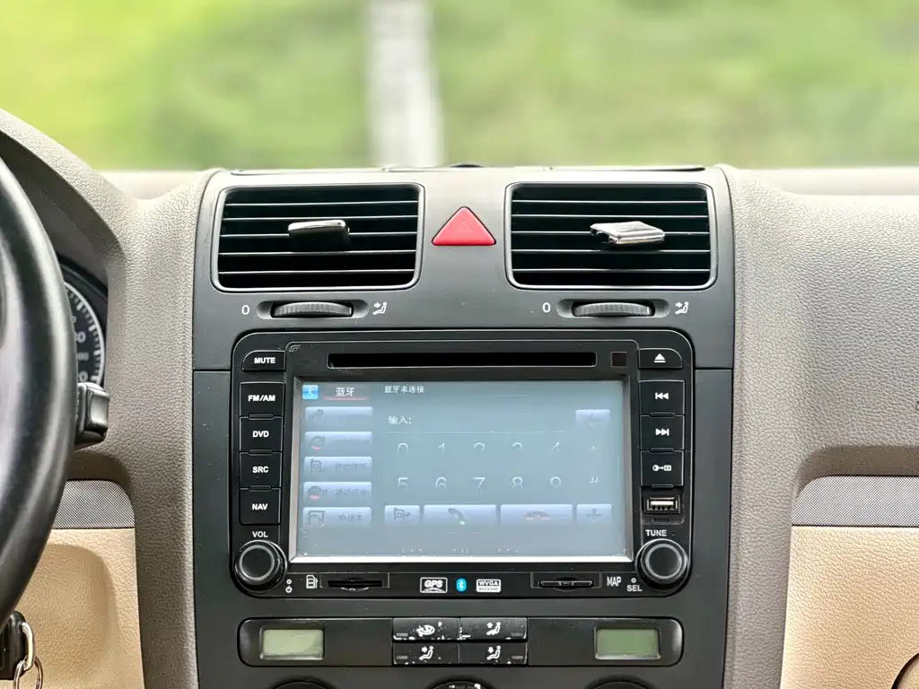 Volkswagen Sagitar