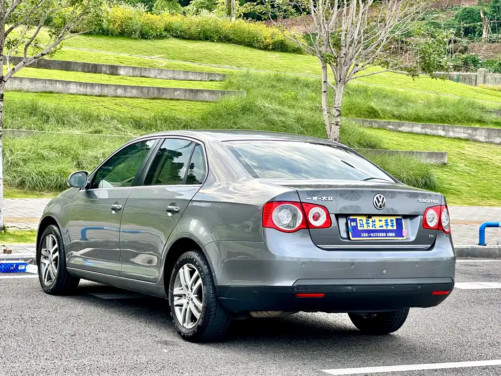 Volkswagen Sagitar