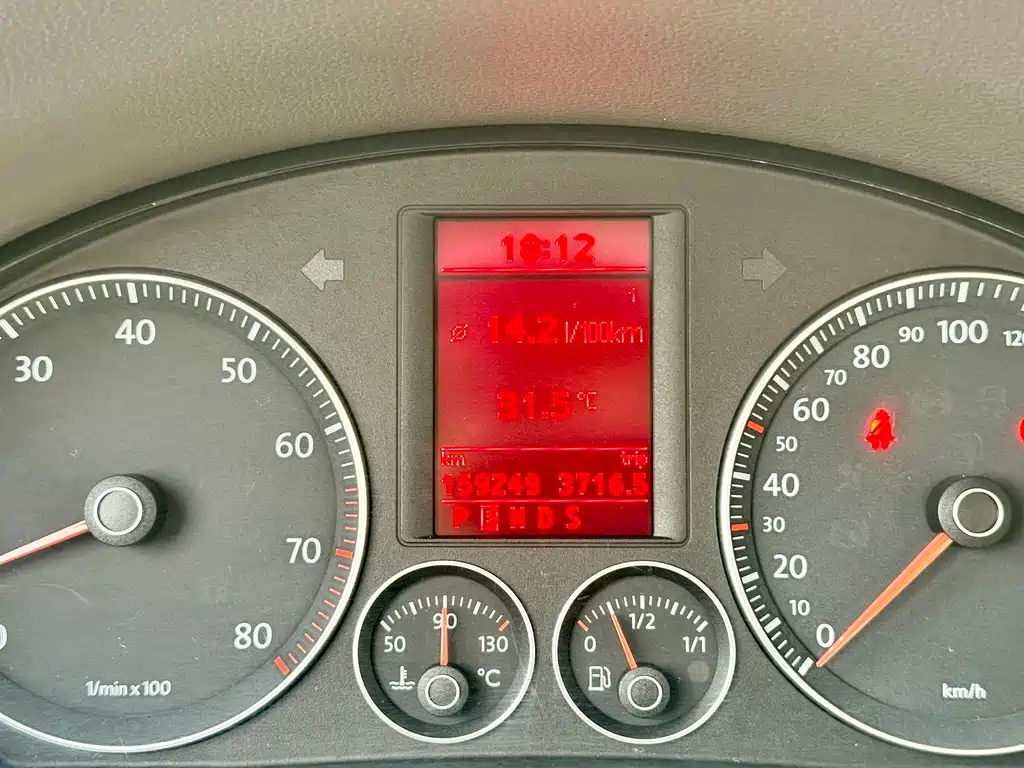 Volkswagen Sagitar