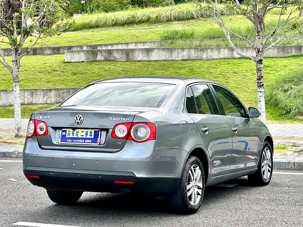 Volkswagen Sagitar