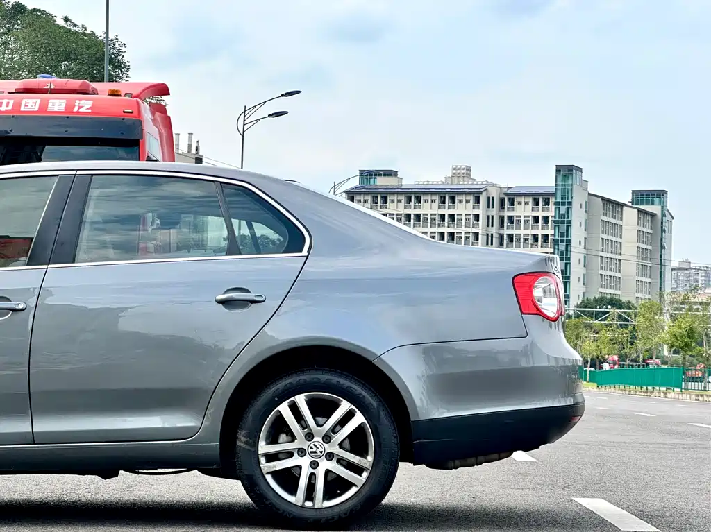 Volkswagen Sagitar