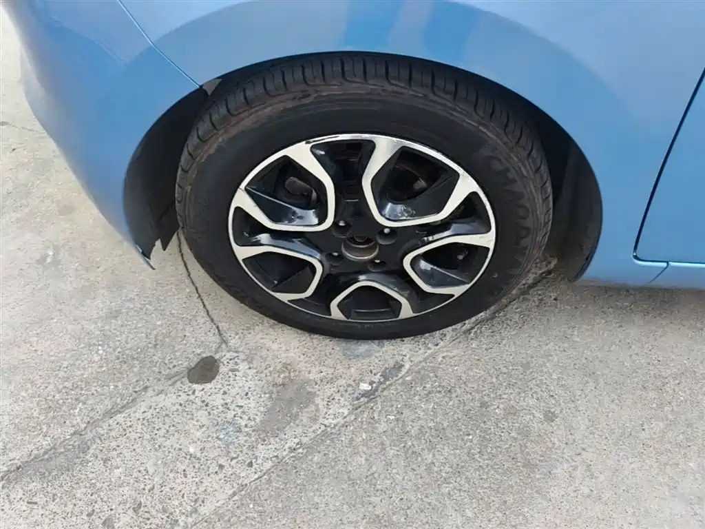 JMEV EV3