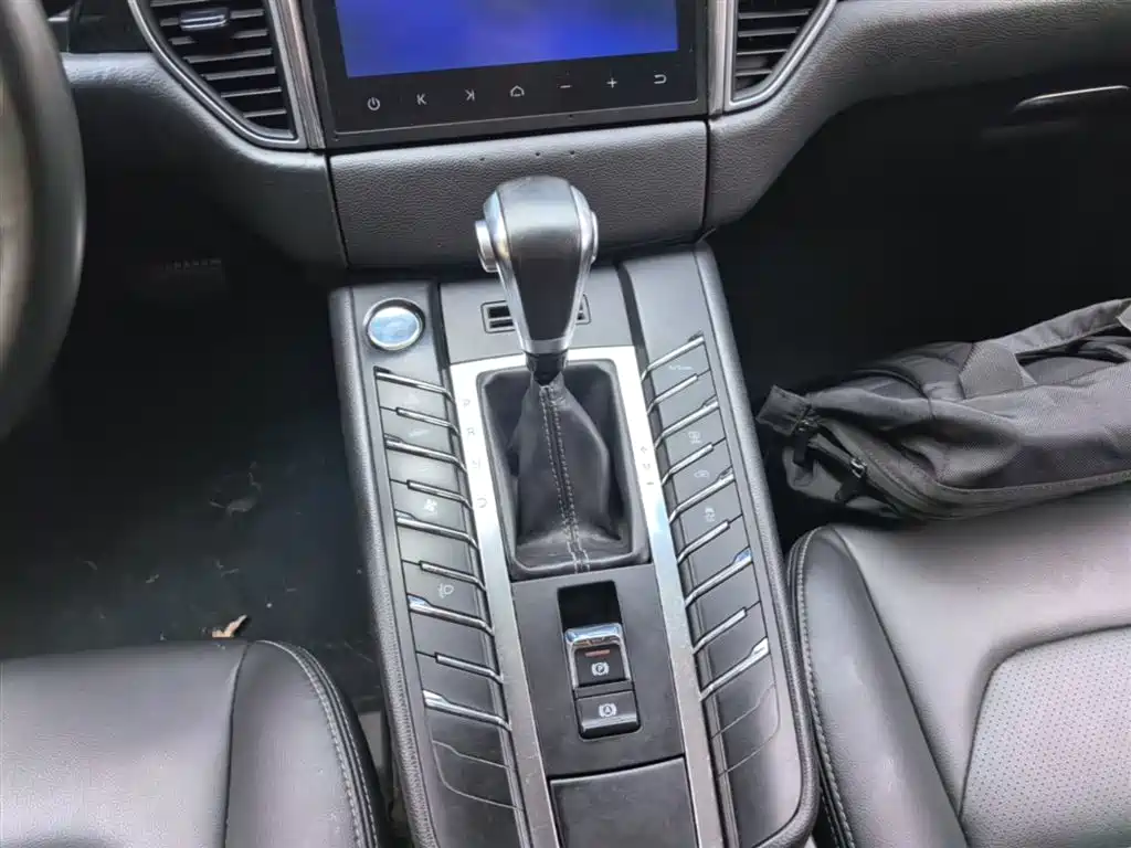 Zotye Zotye SR9