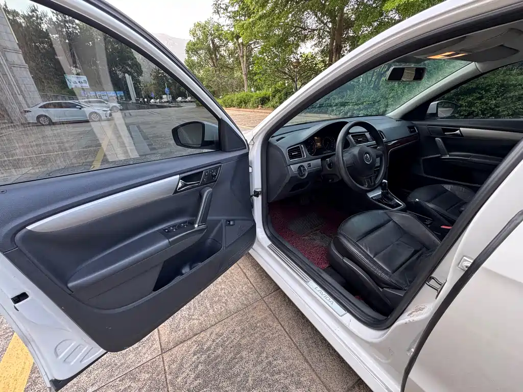 Volkswagen Lavida