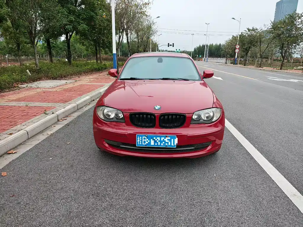 BMW 1 Series (Import)