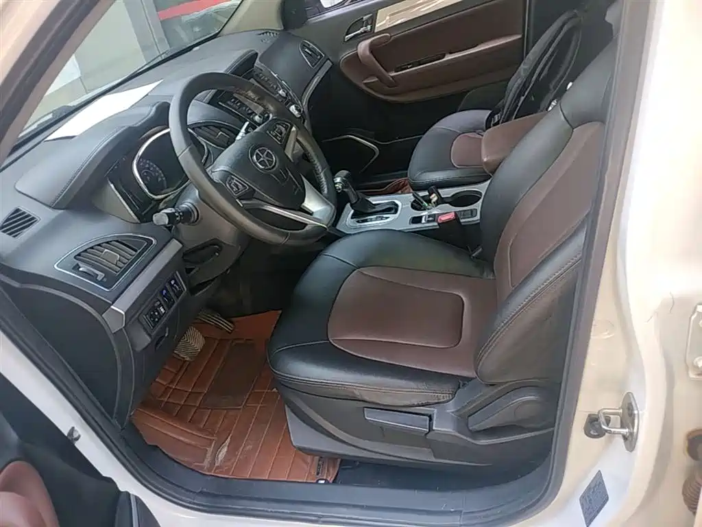 JAC Refine S5