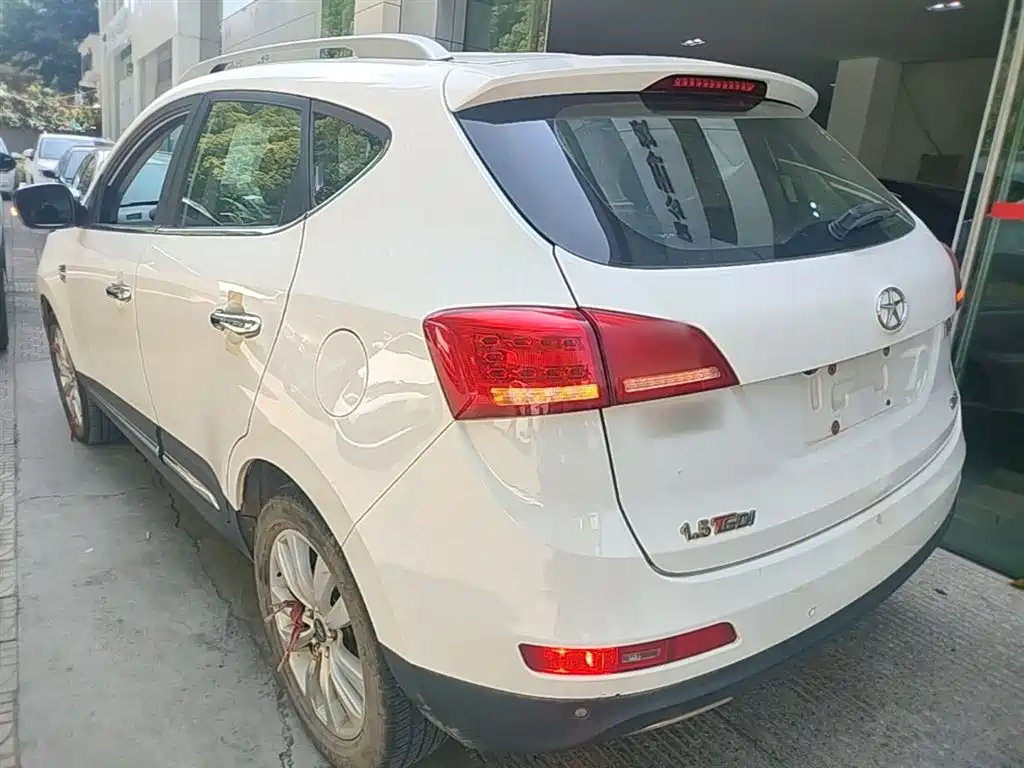 JAC Refine S5