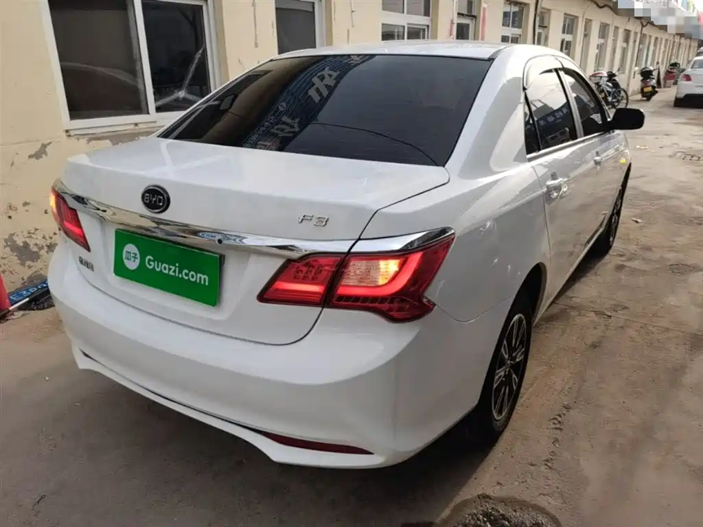 BYD F3