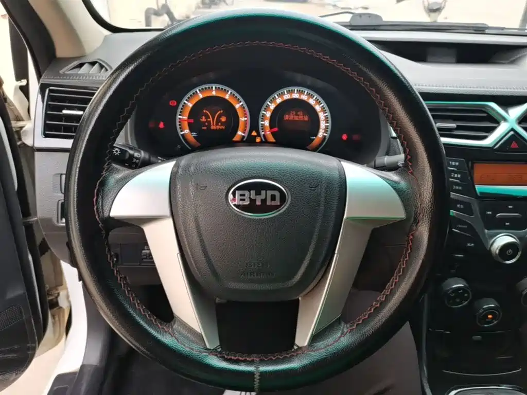 BYD F3