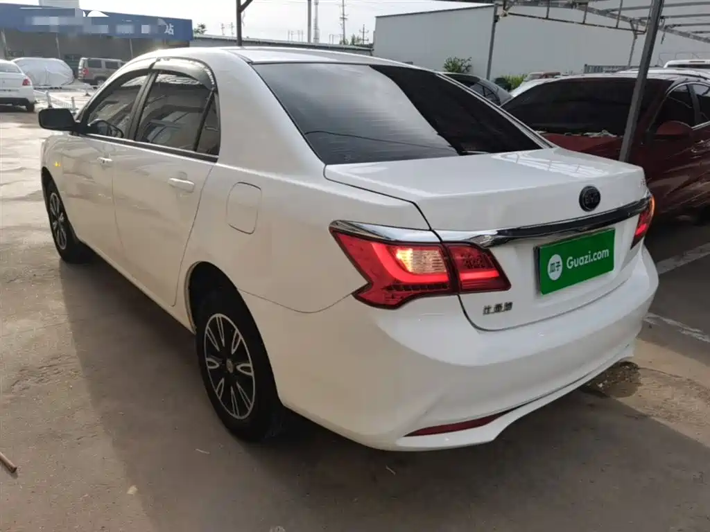 BYD F3