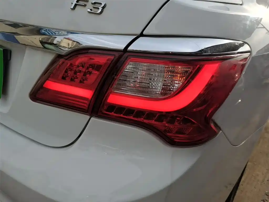 BYD F3