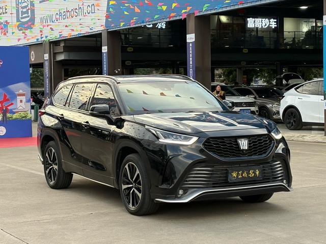 Toyota Crown Kluger