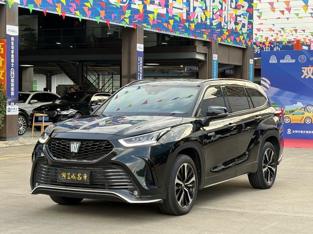 Toyota Crown Kluger