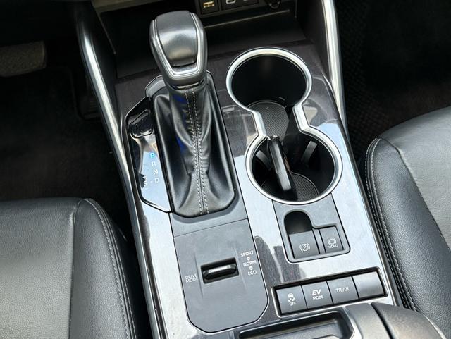 Toyota Crown Kluger