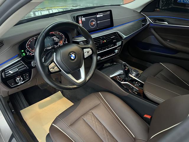 BMW BMW 5-Series