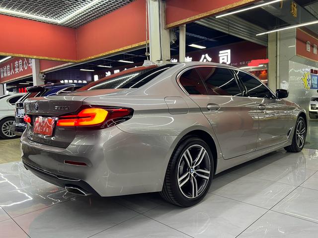 BMW BMW 5-Series