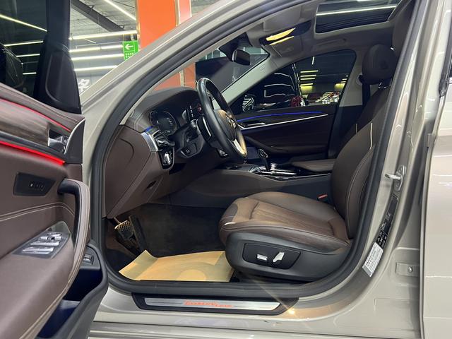 BMW BMW 5-Series