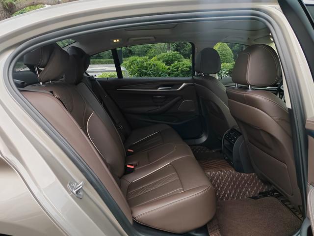 BMW BMW 5-Series