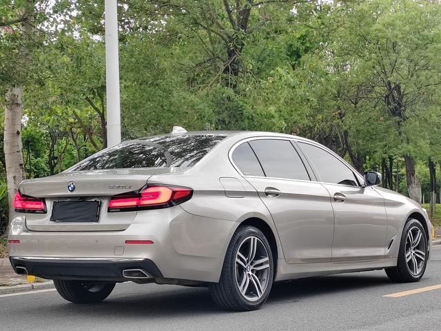 BMW BMW 5-Series
