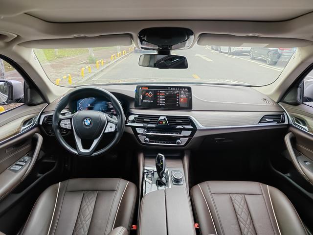BMW BMW 5-Series