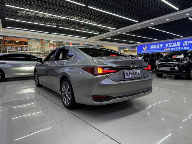 Lexus Lexus ES