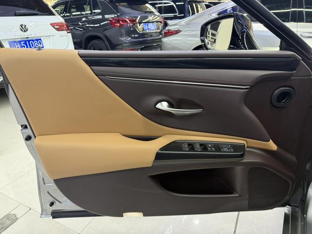 Lexus Lexus ES