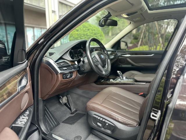 BMW BMW X5 (Import)