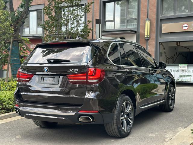 BMW BMW X5 (Import)