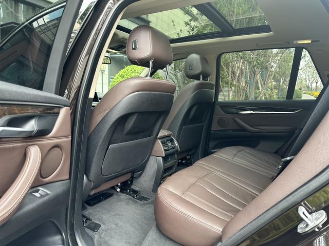 BMW BMW X5 (Import)