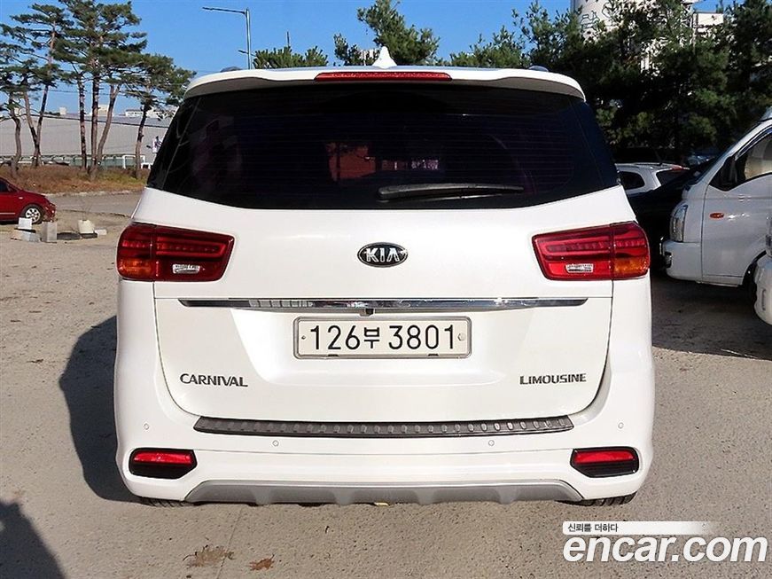 Kia Canival
