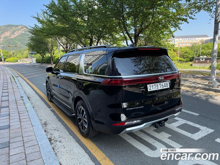 Kia Canival