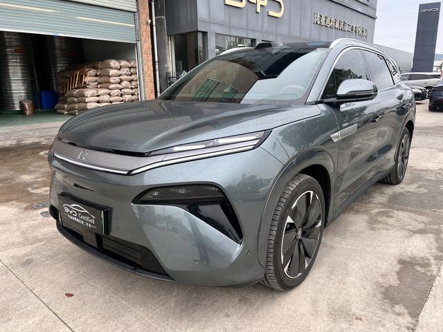 BYD Tang L EV