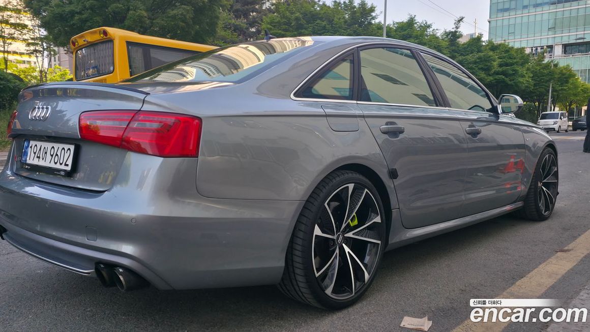 Audi S6