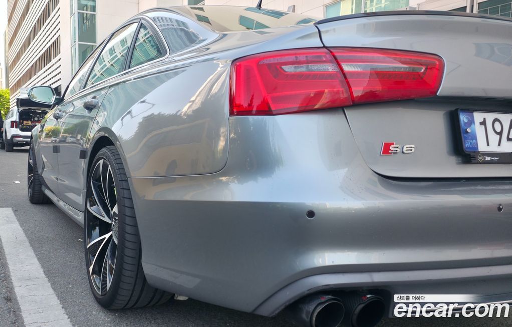 Audi S6