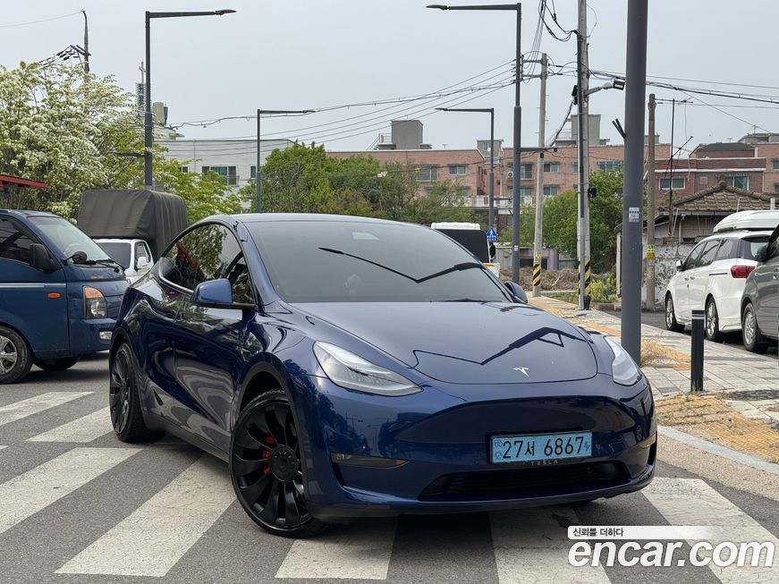 Tesla Model Y