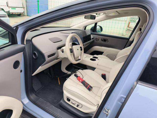 Li Auto Li Auto i8