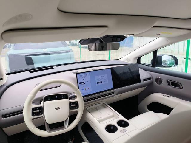 Li Auto Li Auto i8