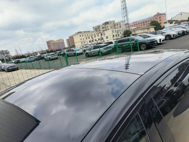 Li Auto Li Auto i8