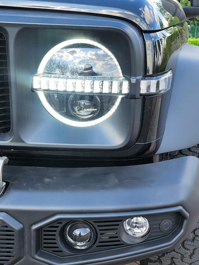 Tank Tank 300