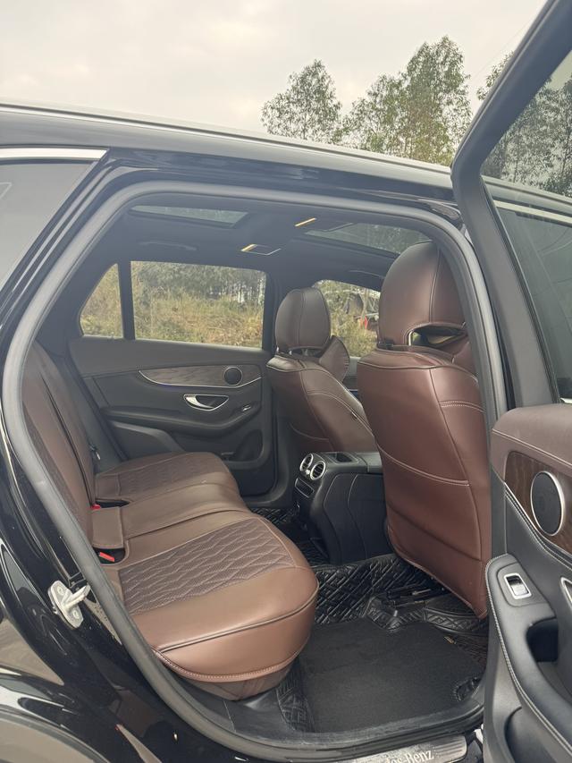 Mercedes-Benz Mercedes-Benz GLC