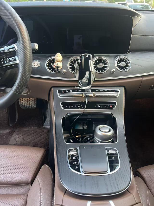 Mercedes-Benz Mercedes-Benz E-Class